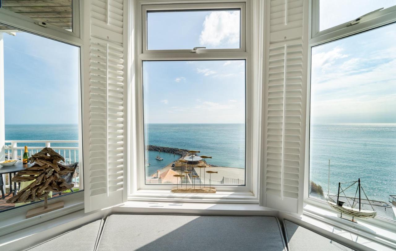 Stunning sea views Ventnor Apartment Eksteriør bilde